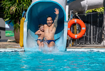 Dia dos Pais no parque aquático: Experiência como forma de presente